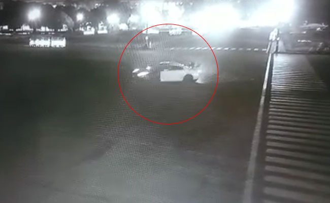 सुरक्षा व्यवस्था पर सवाल: संसद के पास ऑडी सवार ने किए स्टंट, तेज रफ्तार में लगाए कई चक्कर