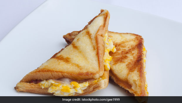 Hunger Pangs: This Corn Cheese Grilled Sandwich Is Sure To Satiate Your Mid-Day Cravings