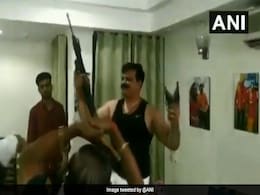 BJP विधायक का हथियार हाथ में लेकर 'राणा जी' गाने पर डांस VIDEO हुआ वायरल, पत्रकार को धमकाने पर हुए थे पार्टी से सस्पेंड BJP विधायक का हथियार हाथ में लेकर 'राणा जी' गाने पर डांस VIDEO हुआ वायरल, पत्रकार को धमकाने पर हुए थे पार्टी से सस्पेंड