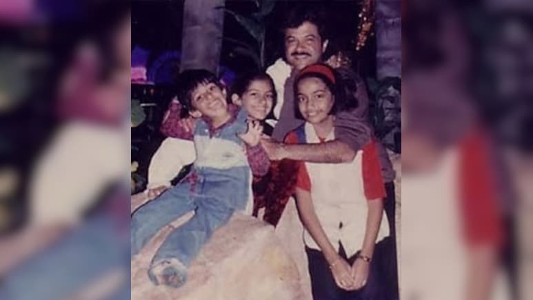 सुपरस्टार के बेटे, 3 फिल्मों के बाद बॉलीवुड से हुए गायब, लेकिन गुजार रहे हैं लग्जरी लाइफ