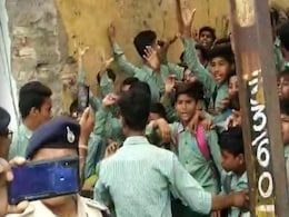 नारा बदलकर 'पाकिस्तान जिंदाबाद' करके Video वायरल करने में 30 से अधिक आरोपी पहचाने गए नारा बदलकर 'पाकिस्तान जिंदाबाद' करके Video वायरल करने में 30 से अधिक आरोपी पहचाने गए