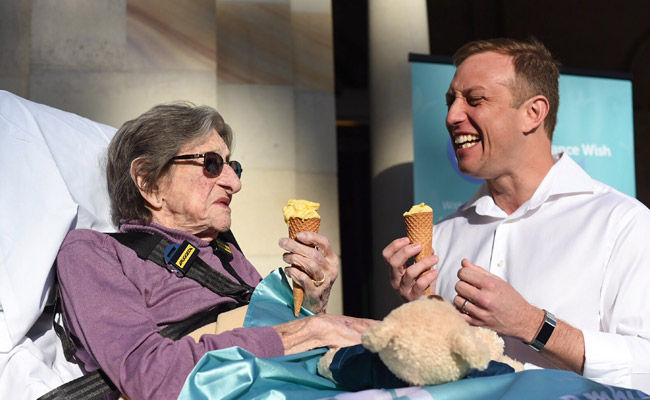 Australian Ambulance To Grant "Final Wishes" Of Terminally Ill Patients