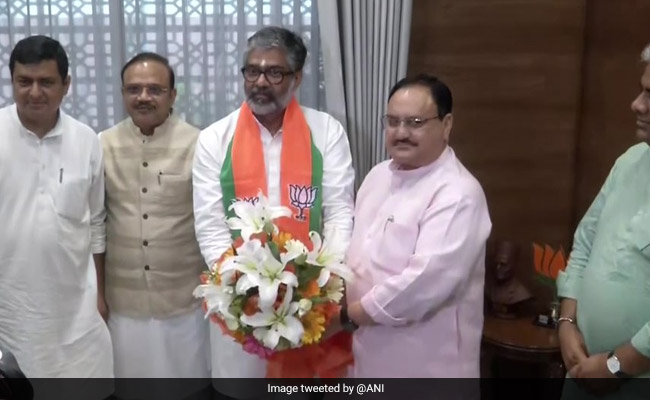 Neeraj Shekhar, Ex Samajwadi, Joins BJP Hours After Meeting PM Modi