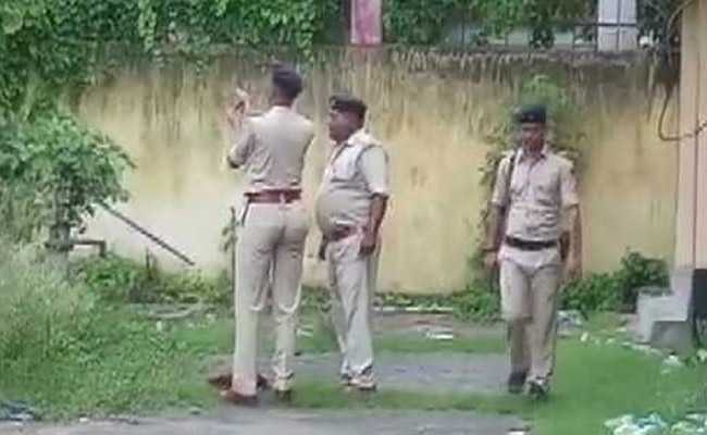 Cop Shot Dead By Men On Bike Outside Court In Patna