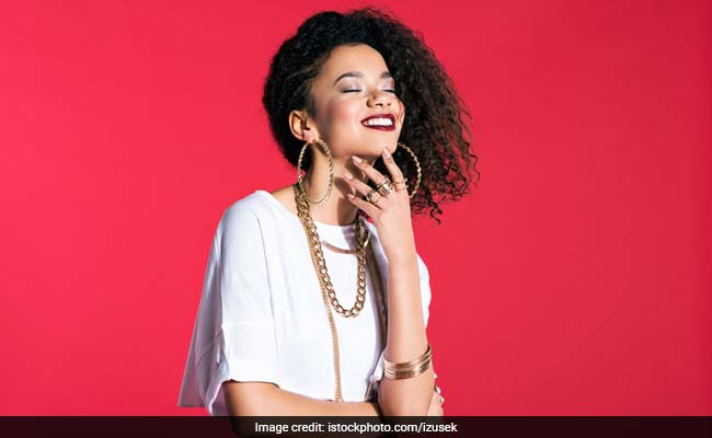 7 Chic Necklaces To Amp Up Your Casual Style Game