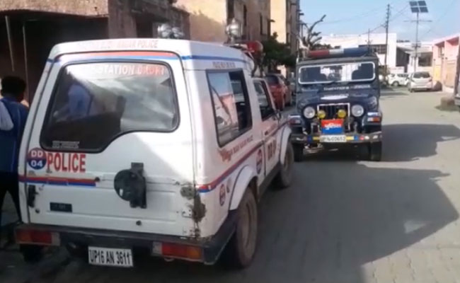 हत्या या आत्महत्या? बंद कार से वकील का शव हुआ बरामद, जांच में जुटी पुलिस