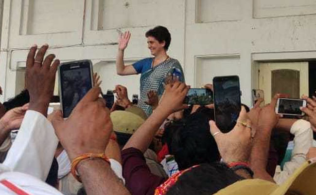 Updates: "Objective Served": Priyanka Gandhi After Meeting Victims Of UP Shootout
