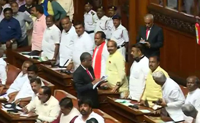 Karnataka Assembly Floor Test Live Updates: HD Kumaraswamy's Coalition Government Loses Trust Vote In Karnataka Assembly