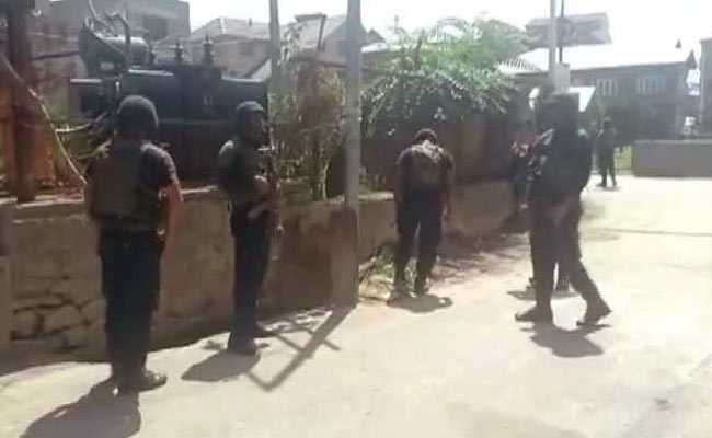PDP Leader's Personal Security Officer Shot Dead By Terrorists In Kashmir