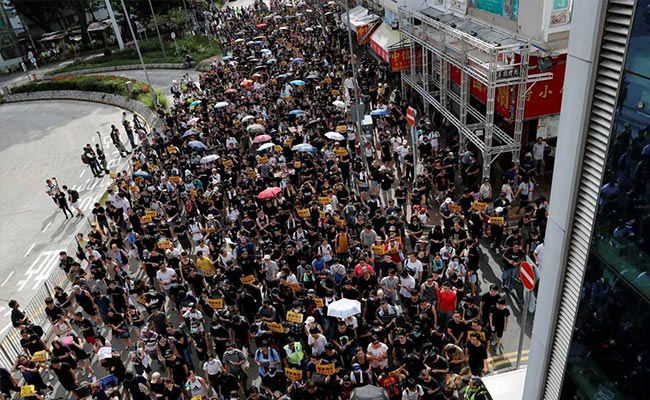 Second Day Of Hong Kong Protests, Activists To Target Mainland Shoppers