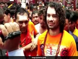 Will Play Flute When Tejaswi Yadav Becomes Bihar Chief Minister: Tej Pratap Will Play Flute When Tejaswi Yadav Becomes Bihar Chief Minister: Tej Pratap
