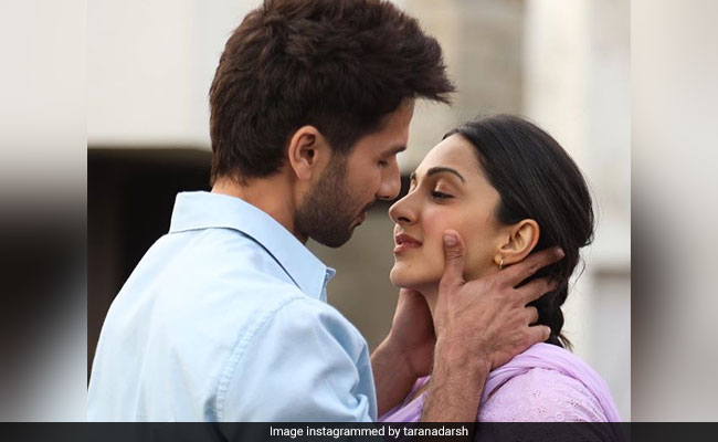 <I>Kabir Singh</i> Director Sandeep Reddy Vanga's 'No Emotion If You Can't Slap Your Woman' Comment Enrages Twitter