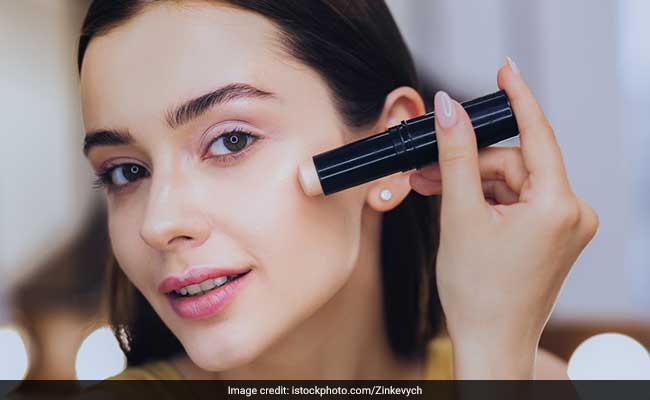 7 Best-Selling Concealers On Amazon For That Flawless Look