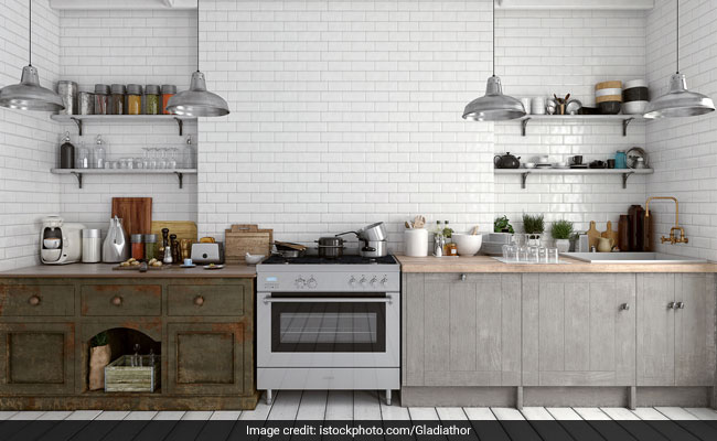 मानसून टिप्स : किचन में आ रही है अजीब-सी बदबू ? इन ट्रिक से हो सकती है दूर