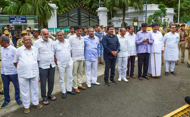 Karnataka Rebel MLAs Meet To Discuss Disqualification Case In Top Court