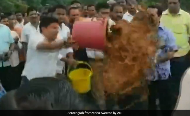 Congress' Nitesh Rane, Who Assaulted Engineer, Sent To Police Custody