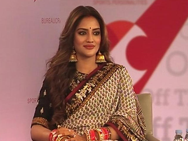 नुसरत जहां अस्पताल से लौटीं घर, परिवार ने खारिज की 'ड्रग्स ओवरडोज' की सभी अफवाहें