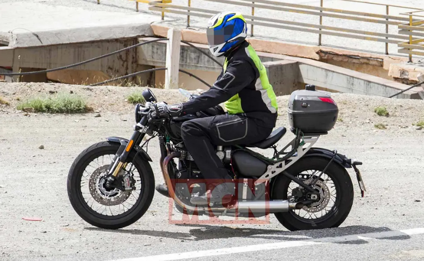 New Triumph Bonneville Bobber Spotted On Test