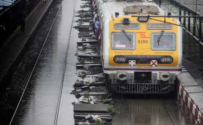 Rain Shuts Down Mumbai, 16 Dead, Flights and Trains Hit, Holiday Declared