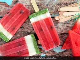 गर्मियों में खाना है कुछ टेस्टी और ठंडा तो ट्राई करें तरबूज वाली रबड़ी कुल्फी, नोट करें रेसिपी गर्मियों में खाना है कुछ टेस्टी और ठंडा तो ट्राई करें तरबूज वाली रबड़ी कुल्फी, नोट करें रेसिपी