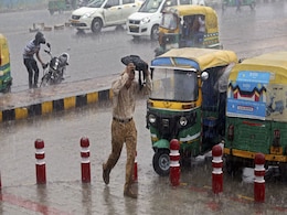 Monsoon Updates: दिल्ली-यूपी में बारिश के आसार, जम्मू में अमरनाथ यात्रा स्थगित, ये है मौसम का हाल Monsoon Updates: दिल्ली-यूपी में बारिश के आसार, जम्मू में अमरनाथ यात्रा स्थगित, ये है मौसम का हाल