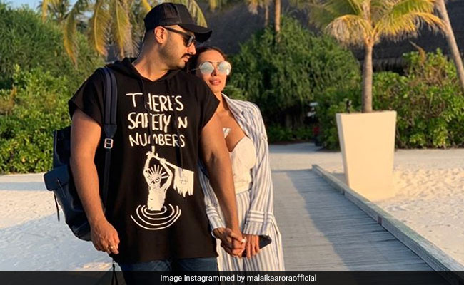 'I Make You Look Good': Malaika Arora On Arjun Kapoor's New York Pics. Mic Drop