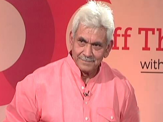 जम्मू कश्मीर के भावी उप राज्यपाल मनोज सिन्हा श्रीनगर पहुंचे, आज हो सकता है शपथ ग्रहण