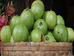 Healthy Diet: 4 Fruits That Are Relatively Rich In Protein Healthy Diet: 4 Fruits That Are Relatively Rich In Protein