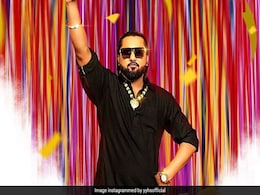 Gur Nalo Ishq Mitha: हनी सिंह ने अपने नए भांगड़ा-हिप हॉप गाने से मचाया तहलका, Video पहुंचा चार लाख के पार Gur Nalo Ishq Mitha: हनी सिंह ने अपने नए भांगड़ा-हिप हॉप गाने से मचाया तहलका, Video पहुंचा चार लाख के पार