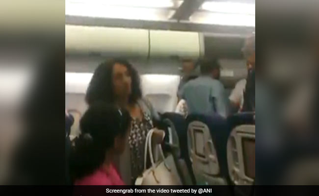 26 People "Voluntarily" Exit Delhi-Paris Flight After "Technical Problem"