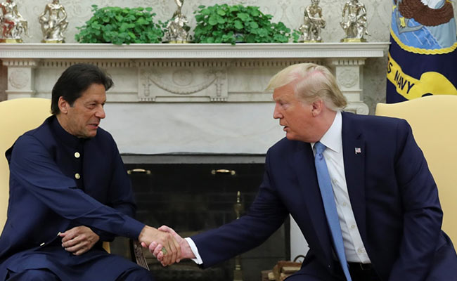 Donald Trump Accepts Imran Khan's Invitation To Visit Pakistan: Report