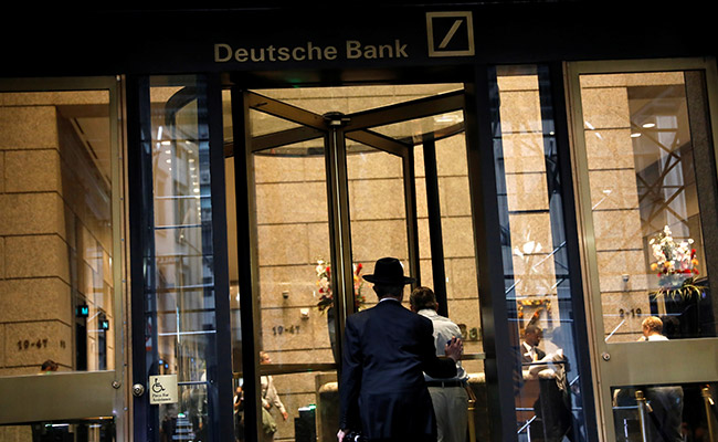German Prosecutors Raid Deutsche Bank Over "Greenwashing" Allegations