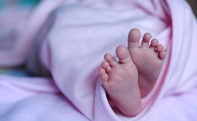 Maharashtra Teen Gives Birth In Hostel Washroom, Leaves Newborn In Bucket