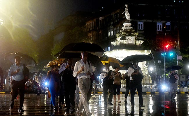Mumbai Receives Light Rain, No Water-Logging Reported