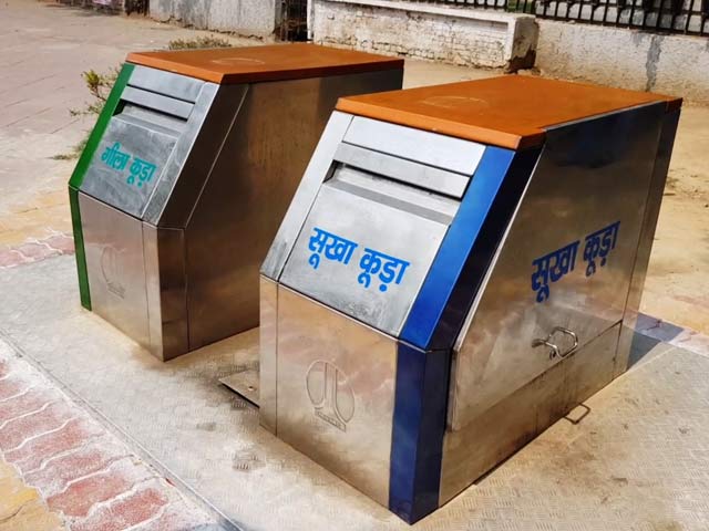 New Age Dustbins Deployed To Modernise Waste Collection In A Delhi Municipality