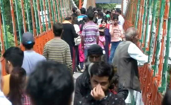 Rishikesh's 'Lakshman Jhula' Temporarily Closed After 90 Years For Repair