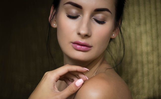 7 Nourishing Face Creams To Get Rid Of Dryness