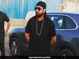 Yo! Yo! Honey Singh's New Song Makhna In Trouble Over Controversial Lyrics Yo! Yo! Honey Singh's New Song Makhna In Trouble Over Controversial Lyrics