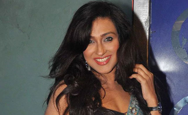 Bengali Actor Rituparna Sengupta Summoned In Rose Valley Scam Case