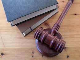 Delhi High Court Fines Woman For "Casually" Filing Sex Offence Case Against Partner Delhi High Court Fines Woman For "Casually" Filing Sex Offence Case Against Partner