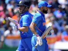 "Side <i>Pe Ho Jao</i>...": Pakistan Pacer Claims MS Dhoni Had Told Virat Kohli To Back Off After Sledging Attempt In World Cup