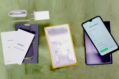 Realme 3i Unboxing And First Look - Price In India, Key Specifications Realme 3i Unboxing And First Look - Price In India, Key Specifications