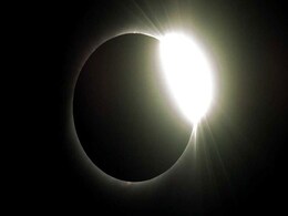 Surya Grahan 2019: Solar Eclipse के दौरान क्या करें और क्या नहीं? Surya Grahan 2019: Solar Eclipse के दौरान क्या करें और क्या नहीं?