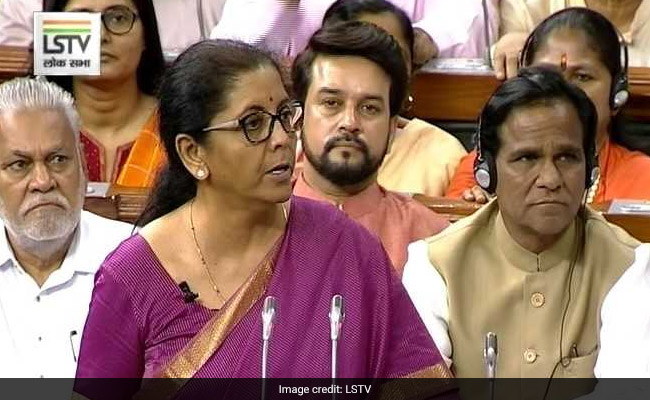 Budget Highlights 2019: निर्मला सीतारमण ने महिलाओं को दिया तोहफा, बनेगी नई समिति