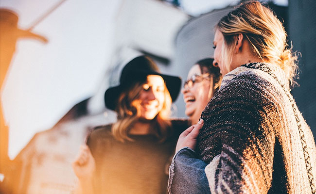 Celebrate The Bond With Your BFFs With These 7 Friendship Bracelets