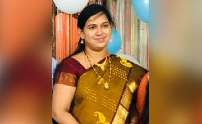 'सर्वश्रेष्ठ तहसीलदार' के घर ACB का छापा, 93.5 लाख नकद, 400 ग्राम सोना बरामद