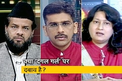 खबरों की खबर: निजी फ़ैसले पर सवाल क्यों? खबरों की खबर: निजी फ़ैसले पर सवाल क्यों?