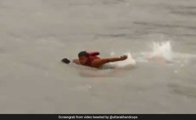 Uttarakhand Cop Jumps Into River To Save Drowning Man, Twitter Applauds