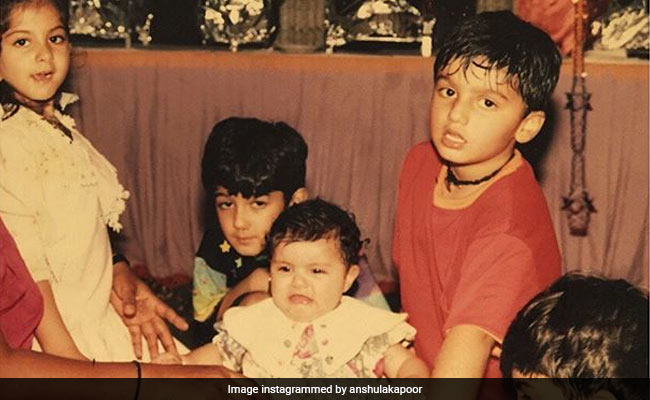 Arjun Kapoor's Epic Comment On Sister Anshula's Throwback Pic Will Make You ROFL