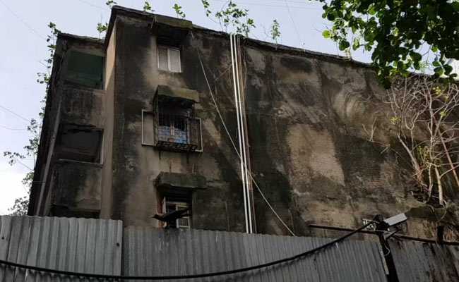 Why People In Mumbai Live In Unsafe Homes And Risk Their Lives